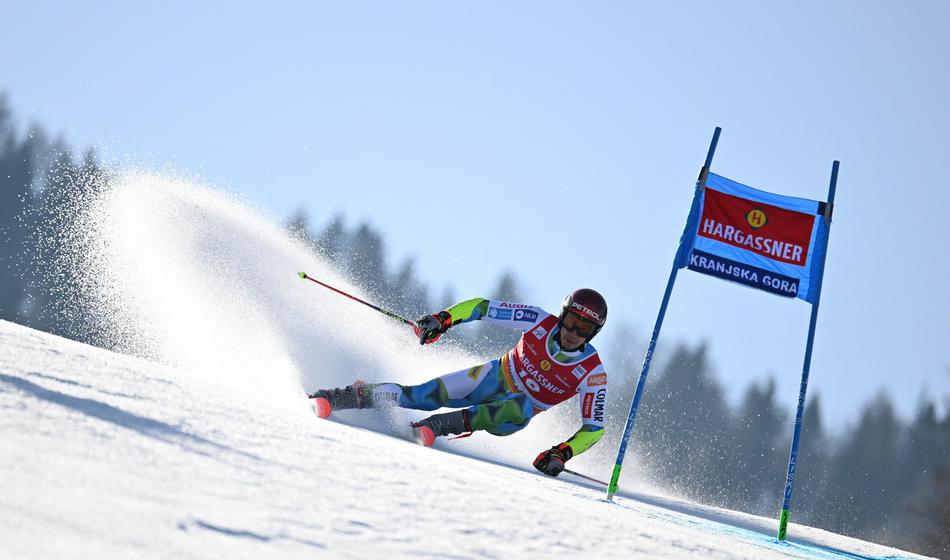 Odermatt čaka na globusa, Kranjec soliden