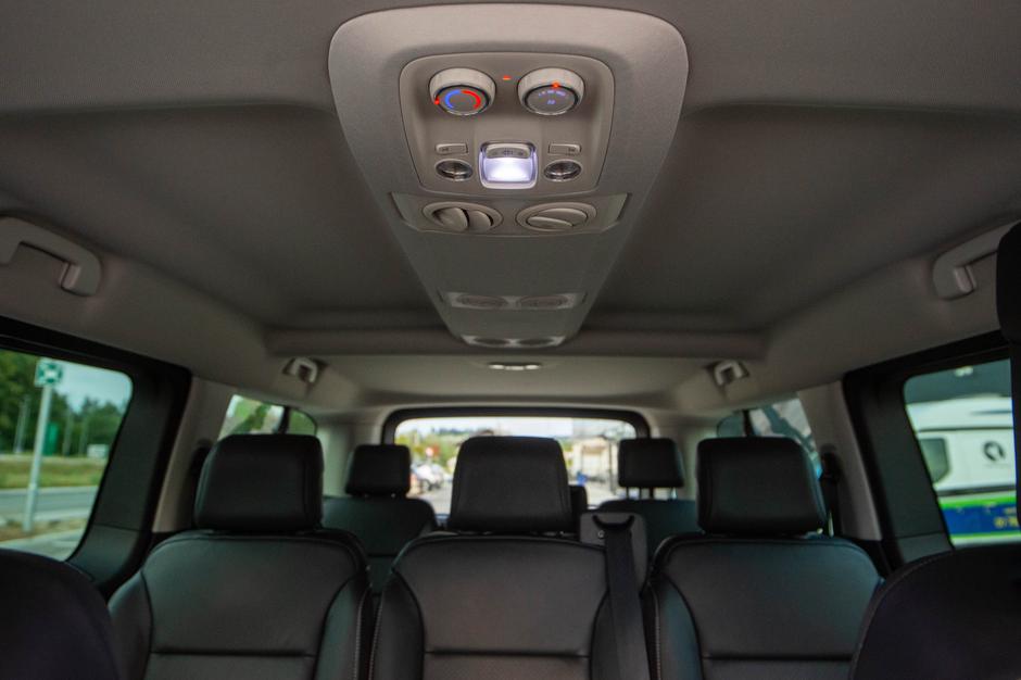Peugeot Traveller | Avtor: Anže Petkovšek