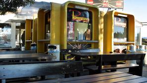 O lokalu brez stranišč na avtobusni postaji smo pisali v začetku tedna; njegovi 