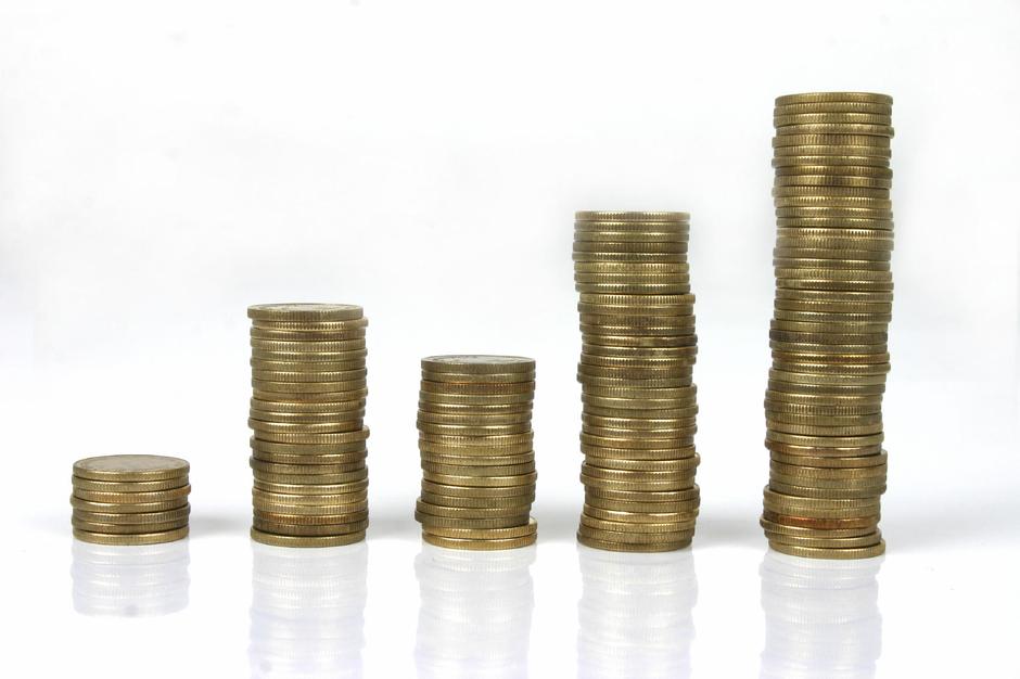 Gospodarska rast je bila v drugem četrtletju nekoliko nižja, a še vedno zelo vis | Avtor: Žurnal24 main