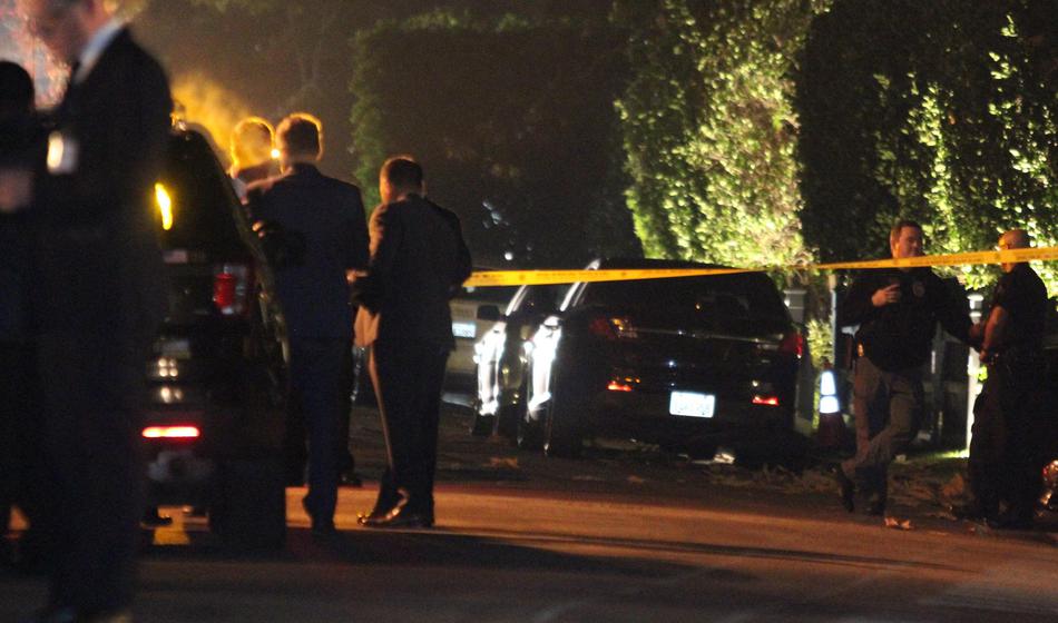 Znanega igralca in njegovo ženo našli umorjena na domu