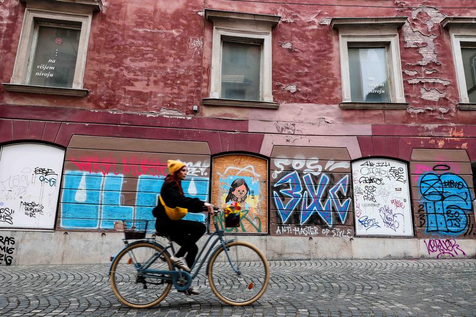 grafiti | Avtor: Saša Despot