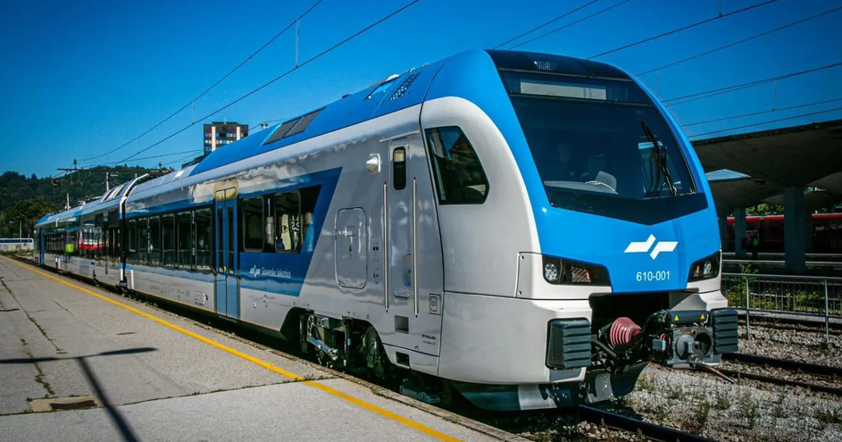 Slovenske železnice vlak Stadler Flirt