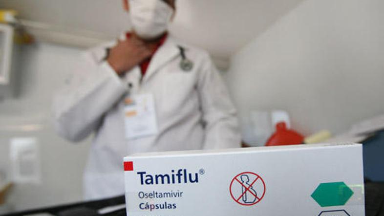V nekaterih državah poleg tamifluja za blažitev simptomov nove gripe uporabljajo