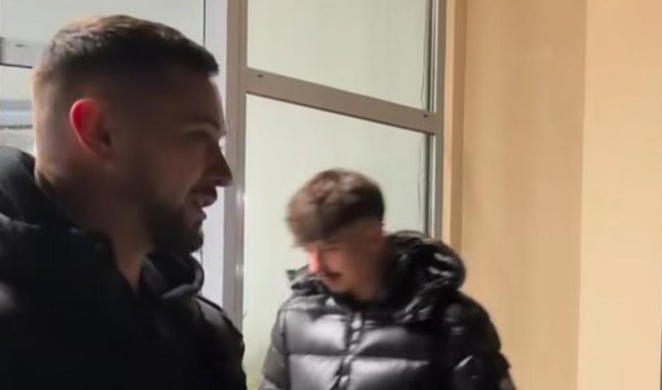 Naši glasbeniki odpovedali koncert, oboževalce pred vrati pa pustili odprtih ust