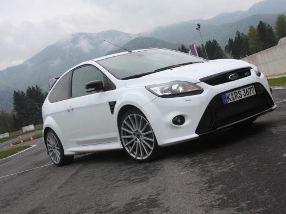 Focus RS je takšne vrste avto, ki ga vsak avtomobilistični navdušenec vneto prič