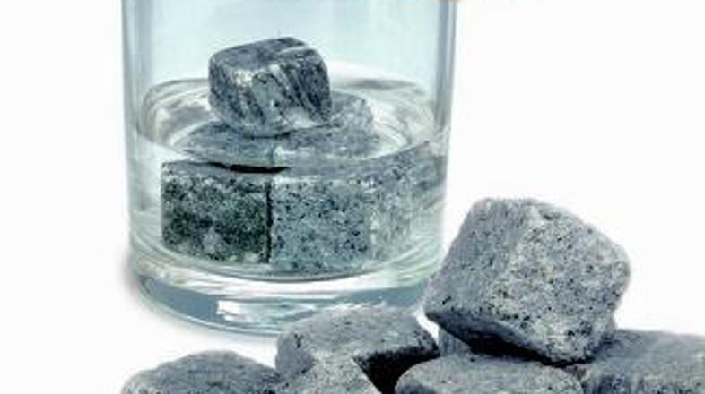 Kamnite kocke namesto ledenih ...