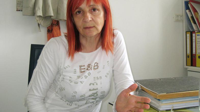 “Vsak človek si v principu želi prenehati kaditi, saj je to nekaj, kar ne potreb