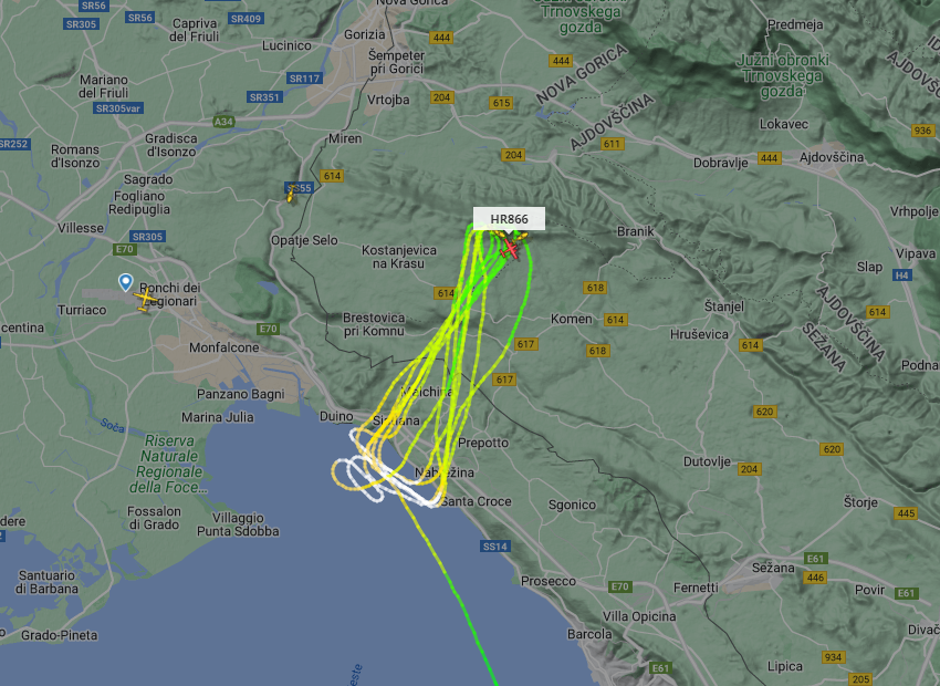 Hrvaški canadair | Avtor: Flightradar24.com