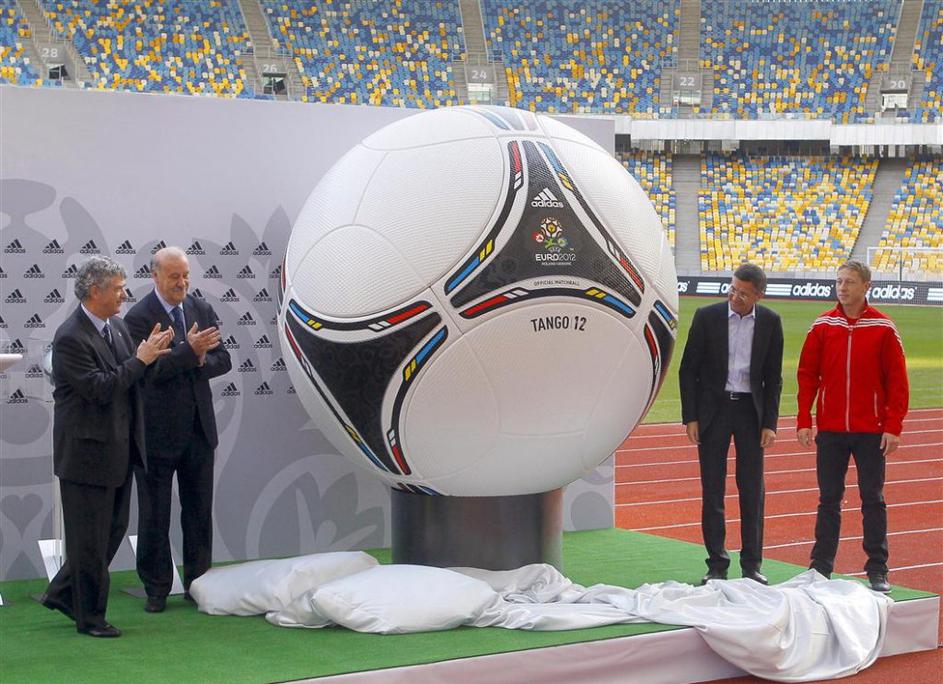 žreb euro 2012 žoga