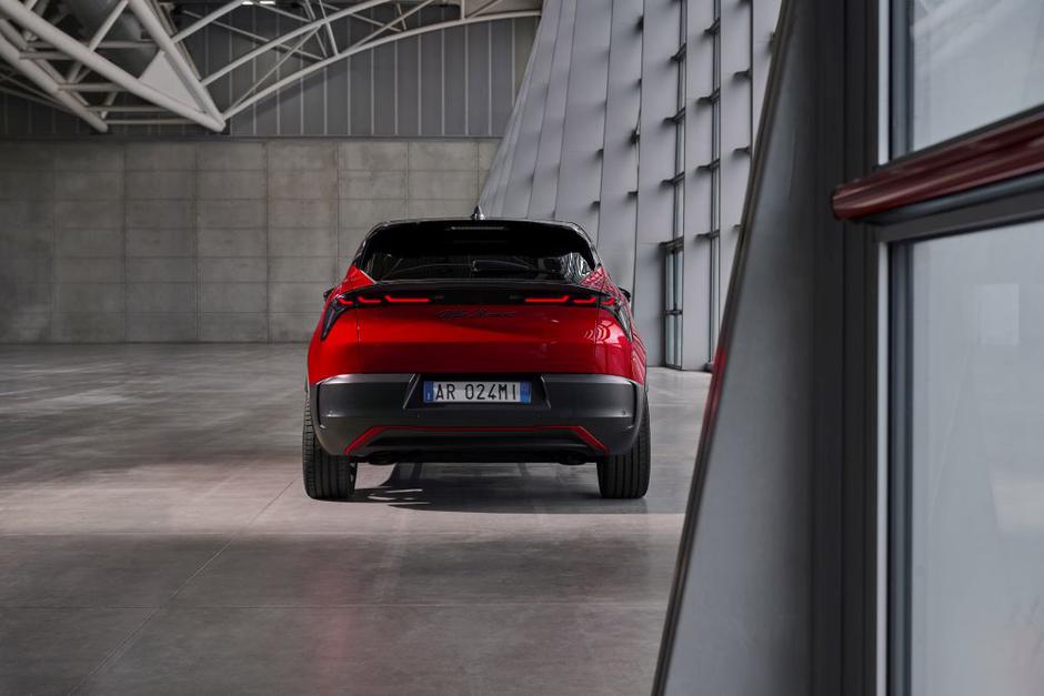 Alfa romeo milano | Avtor: Alfaa romeo