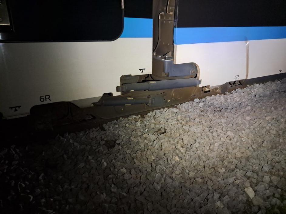 Iztirjenje vlaka na Gorenjskem