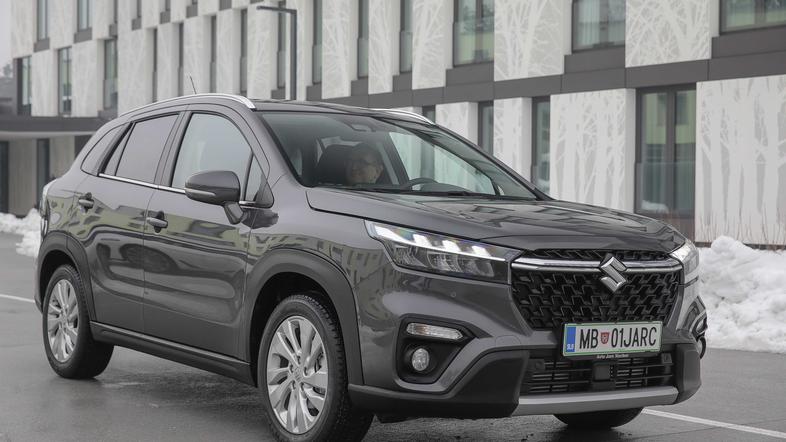 predstavitev Suzuki S-CROSS