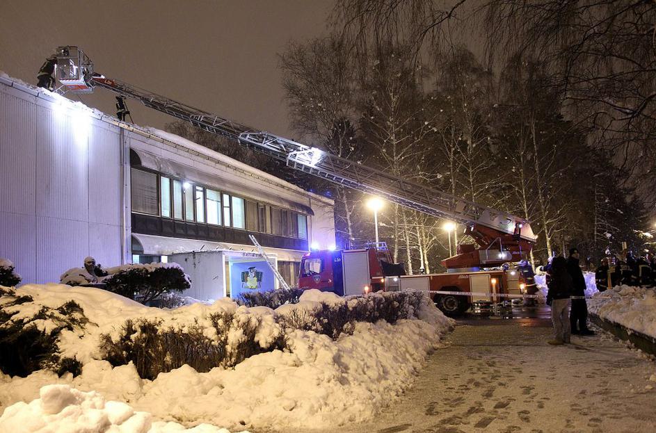 Vdrta streha na šoli