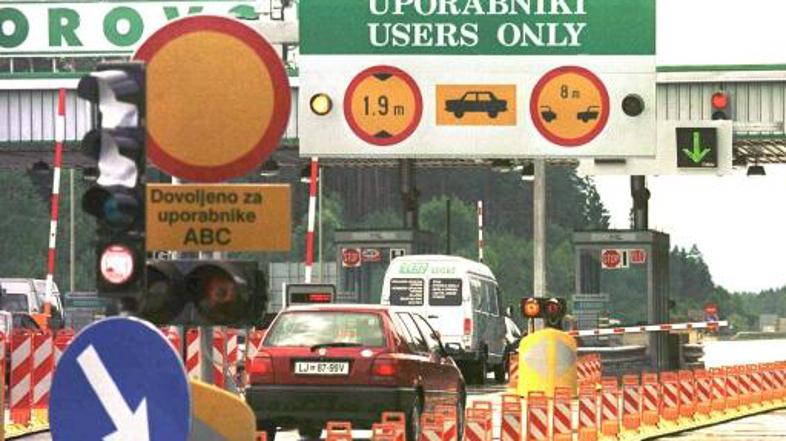 Redno zaposleni in študentje so s spretnim pobiranjem cestnin zaslužili 35.000 e