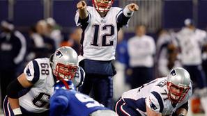Tom Brady postavlja napad New Englanda na srečanju proti New York Giantsom.