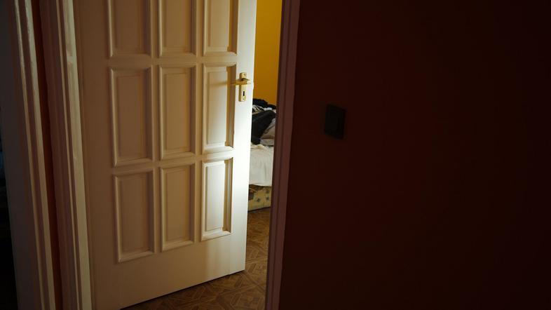 Vlom vlomilec tat tatvina rop ropar vlom kraja