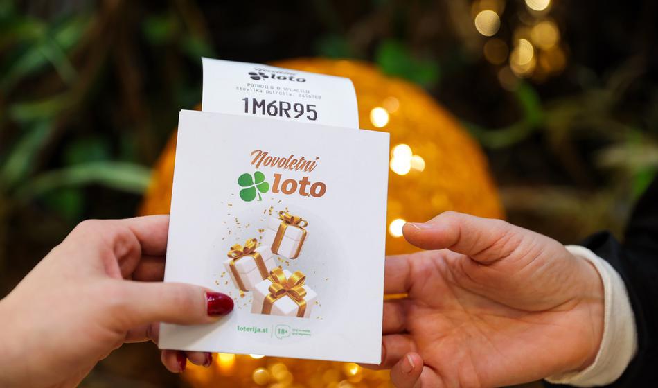 Razprodane srečke za novoletni loto na črnem trgu prodajajo za tisoče evrov