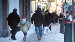 Pešec na ledeni površini