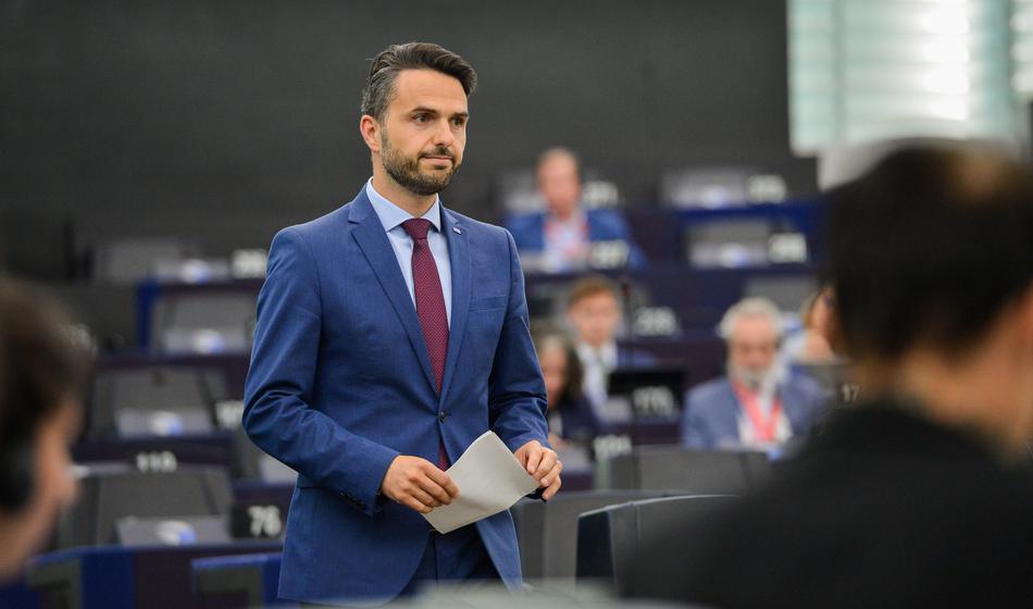 Tonin se je za zdaj izognil sodišču, trije vidni člani NSi pa ne