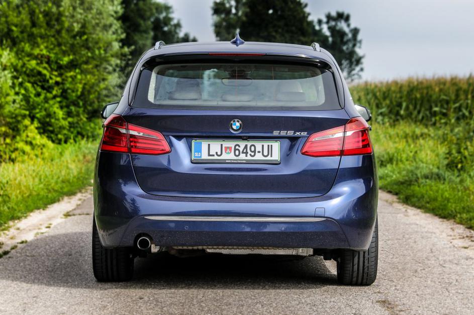 BMW 225xe