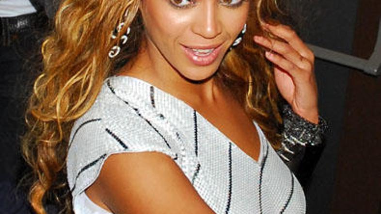 Beyoncé bo snemala z enim od trenutno bolj vročih igralcev Robertom Downeyjem jr