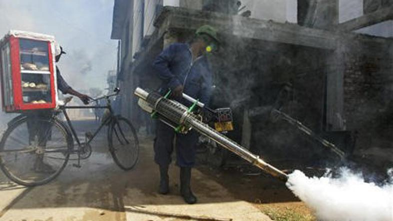 Šrilanka se bojuje proti komarjem.