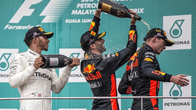 VN Malezije Verstappen Hamilton Ricciardo