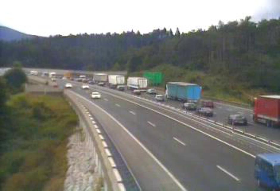 Portal Unec smer Koper | Avtor: PIC