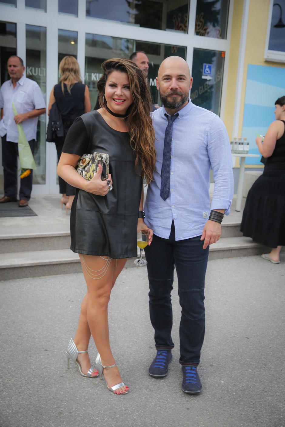 neisha | Avtor: Saša Despot