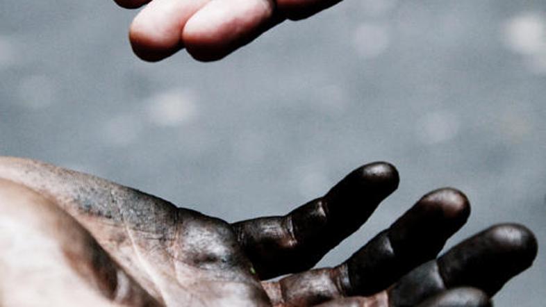 Država obljublja, da bo priskočila na pomoč najrevnejšim.