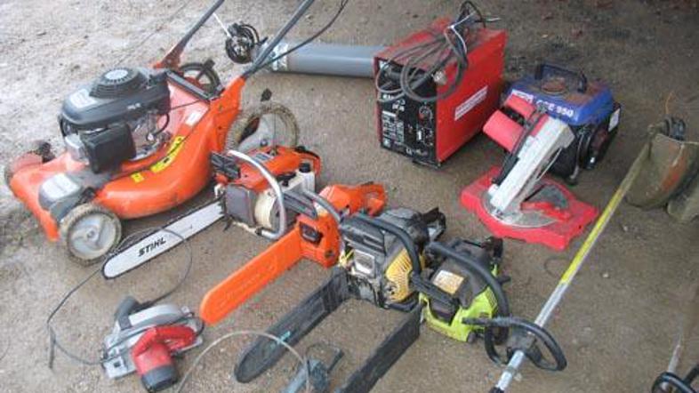 V lopi 25-letnika so našli kar obsežno zbirko ukradenega orodja.