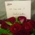 Dita Von Teese je ponosno razkazovala rože, ki jih je prejela od modne hiše Jean
