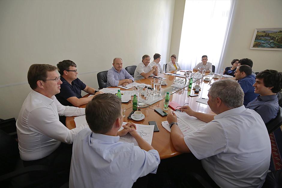 srečanje strank | Avtor: Saša Despot