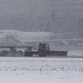 Na letališču v Frankfurtu je več kot 40 cm snega. Na treh največjih letališčih v
