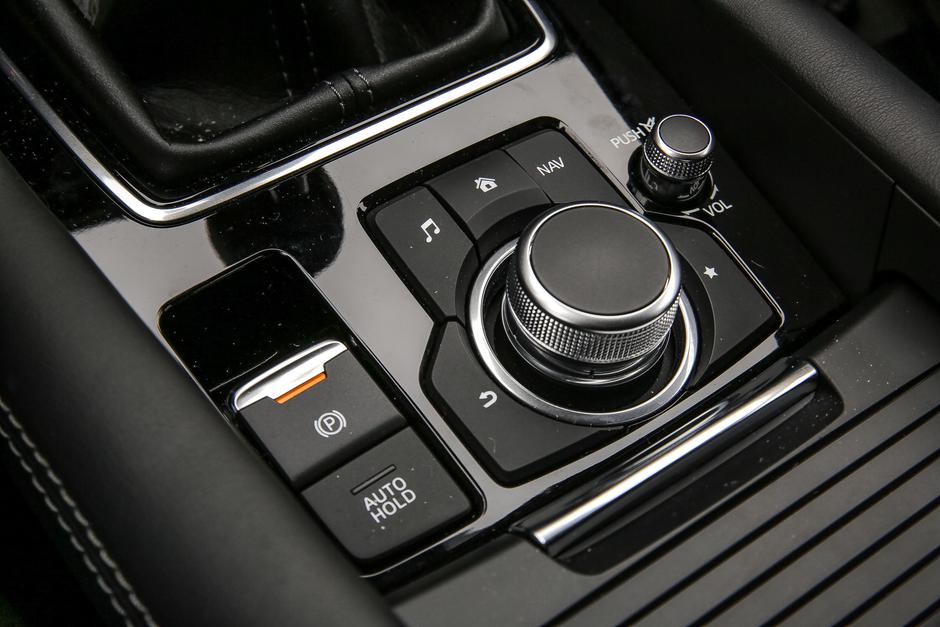 Mazda6 MMI multimedija elektronska zavora | Avtor: Saša Despot