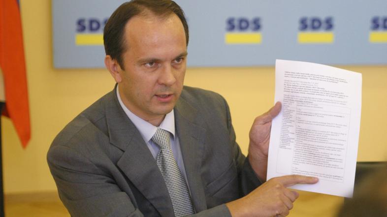 politika: 13.09.2005, Branko Grims, poslanska skupina SDS, Ljubljana, foto: Bou0