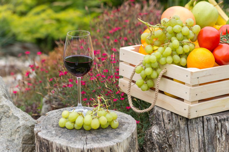 sadje in zelenjava, vino, lokalno | Avtor: Profimedia