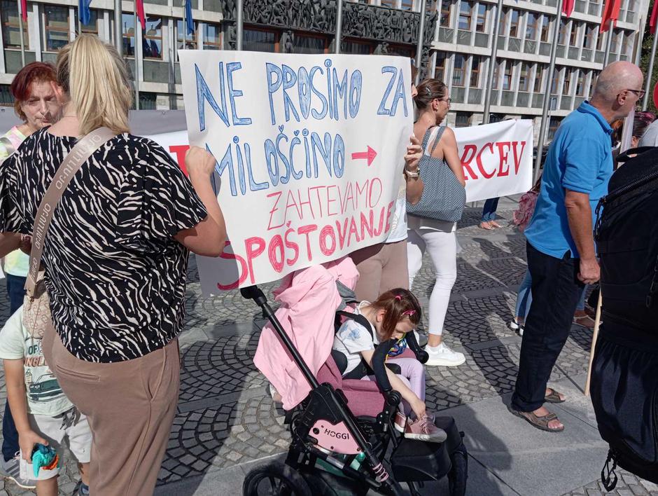 Protest za bolne otroke | Avtor: Žurnal24 