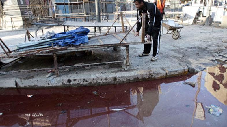 Napad je zahteval veliko žrtev.