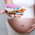 Samo 30 odstotkov žensk uživa folno kislino že pred načrtovano nosečnostjo. (Fot
