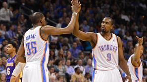 Ibaka Durant Oklahoma City Thunder Los Angeles Lakers liga NBA