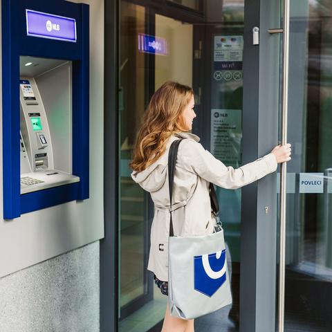 NLB, banka, bankomat, položnice