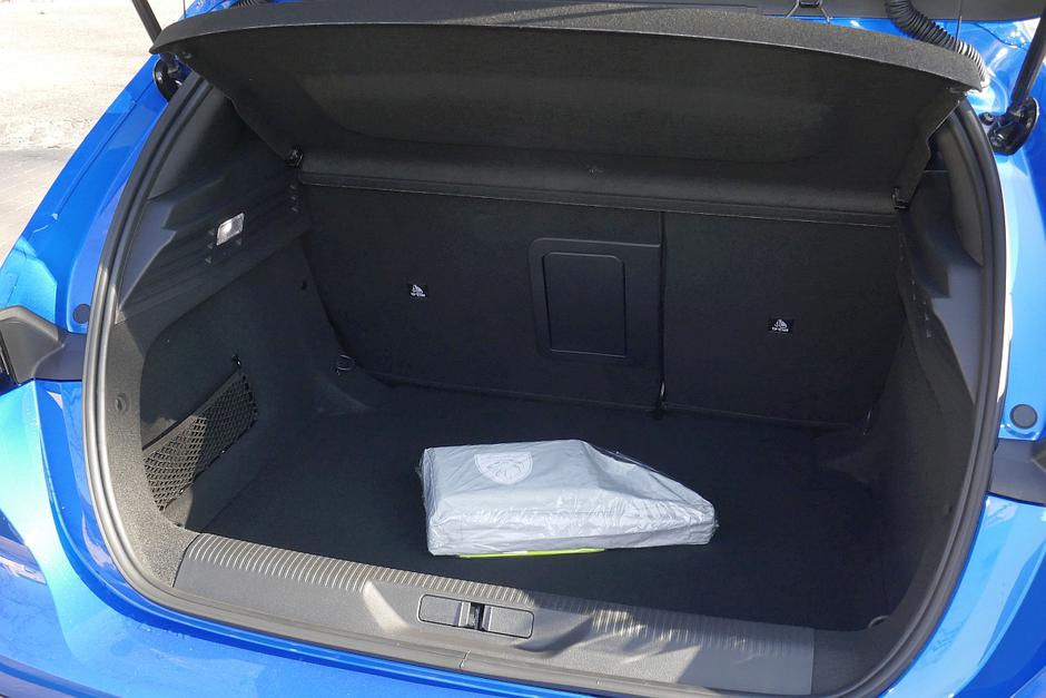 peugeot 308 | Avtor: Matija_Janežič