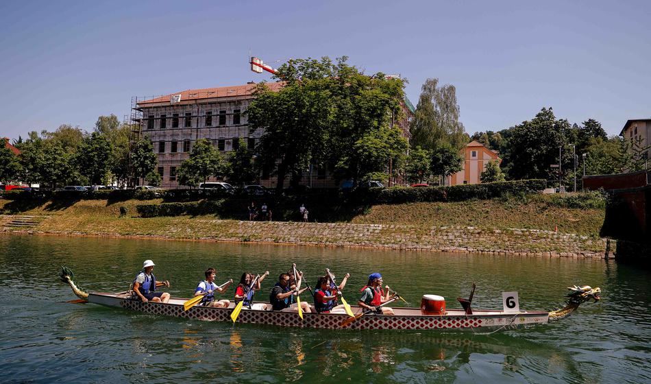 Z Ljubljanice bodo odveslali na Kitajsko