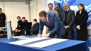 Vladimir Prebilič, Robert Golob