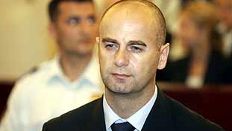 Mirko Norac bo moral poleg dvanajstih let za vojne zločine pri Gospiću odsedeti 