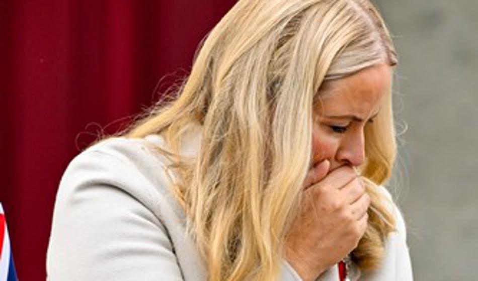 Novice z norveškega dvora glede kraljice vzbujajo skrb