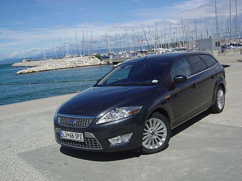 Novega Fordovega lepotca smo seznanili s slovenskimi obmorskimi kraji.