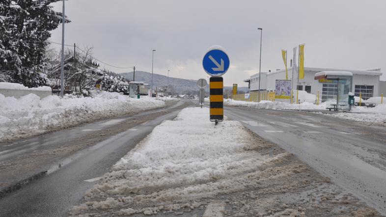 Sneg v Sinji Gorici.